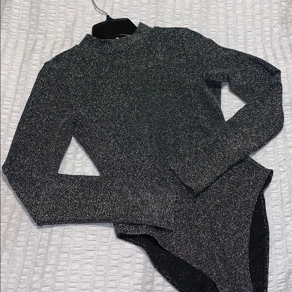 Glittery woman’s bodysuit - Picture 1 of 5